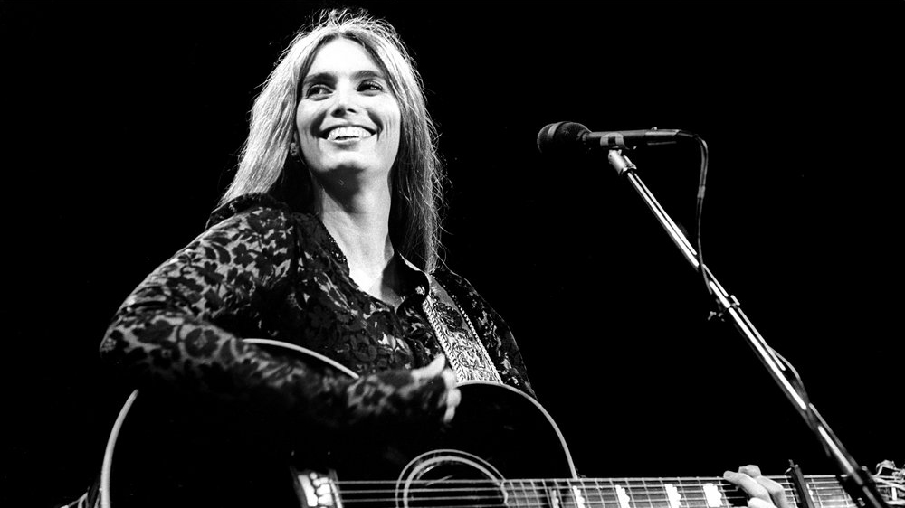 Emmylou Harris performing on Austin City Limits